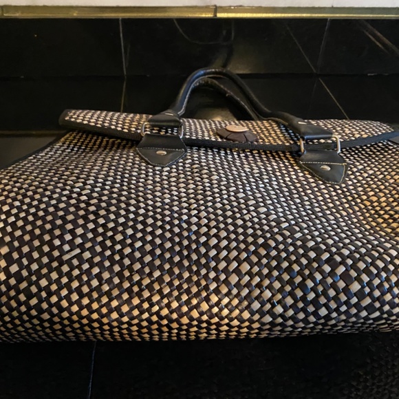 Black Straw Shoulder Bag - Picture 5 of 16